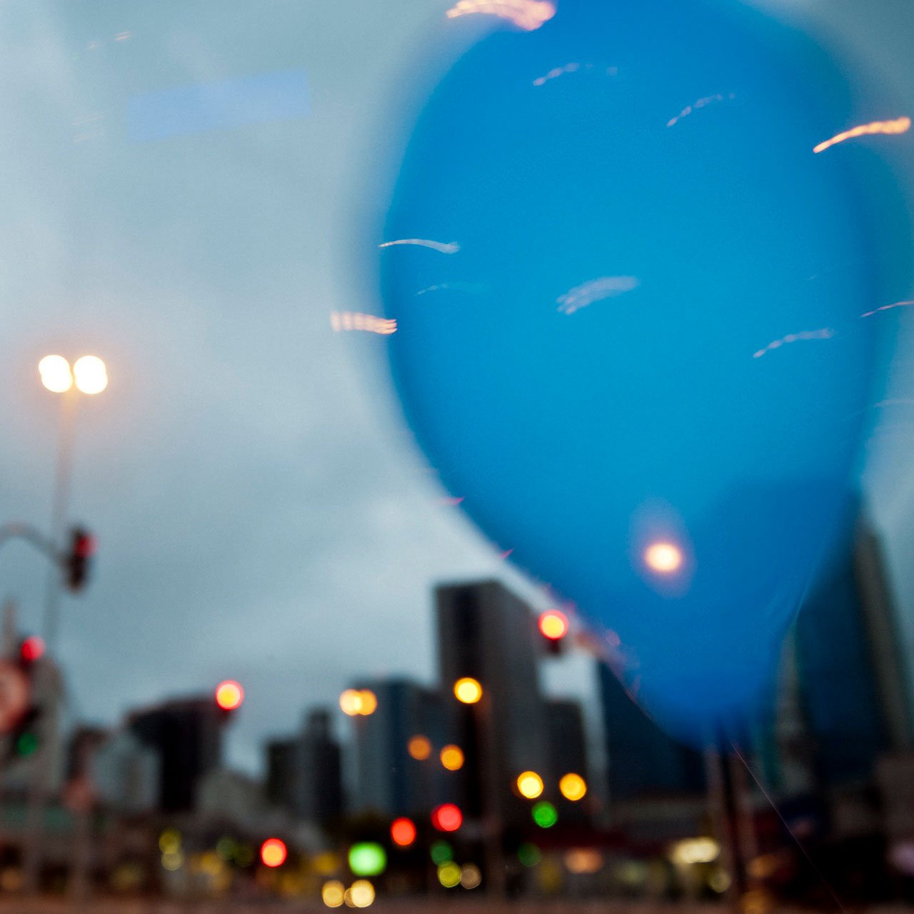 Moody Ballon